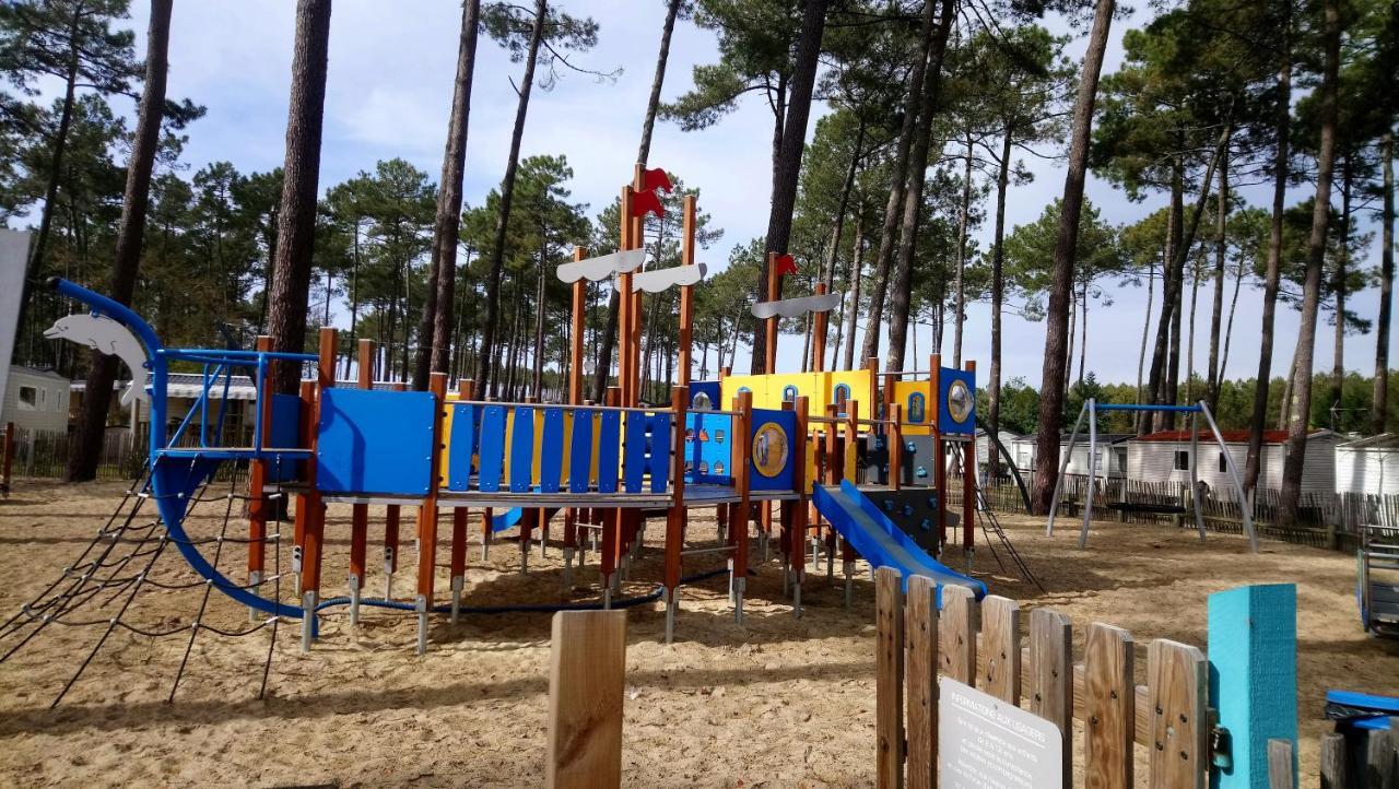 Mobilhome Cote Landaise Les Dunes De Contis 4 Saint-Julien-en-Born Esterno foto